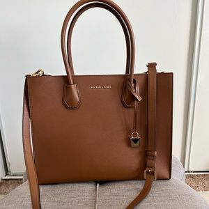 Michael Kors mercer tote purse